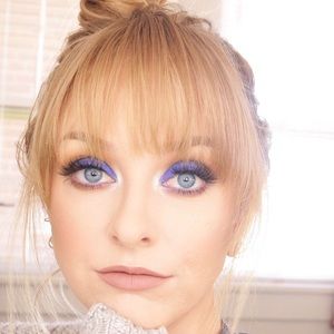 Meet your Posher, Mackenzy